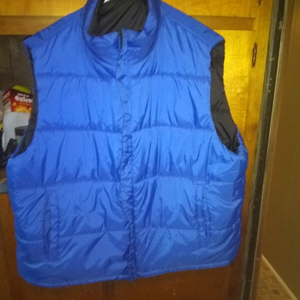 Men's 2x puffer vest